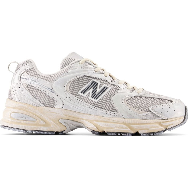New Balance Unisex MR530 in Grey/Beige Synthetic, size 3.5