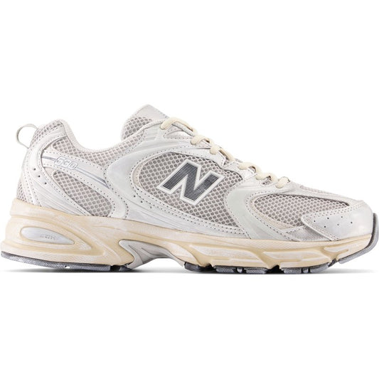 New Balance Unisex MR530 in Grey/Beige Synthetic, size 3.5
