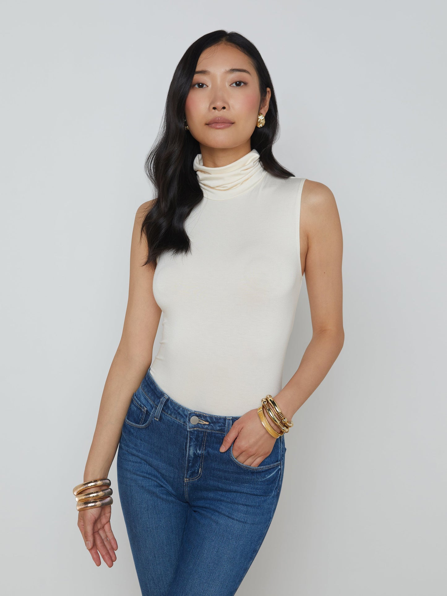 L'AGENCE Ceci Sleeveless Turtleneck In Vintage White